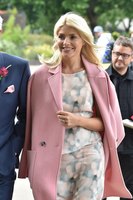 Holly Willoughby Longsleeve T-shirt #2823390
