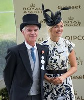 Holly Willoughby longsleeve t-shirt #2823460