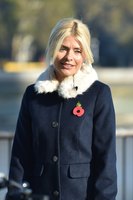 Holly Willoughby Longsleeve T-shirt #2823537