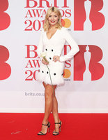 Holly Willoughby hoodie #3113074