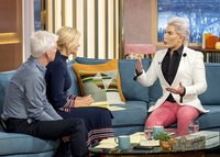 Holly Willoughby Longsleeve T-shirt #3157900