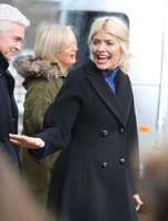 Holly Willoughby Longsleeve T-shirt #3157967