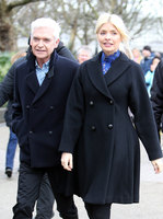 Holly Willoughby Longsleeve T-shirt #3158150