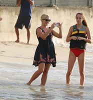 Holly Willoughby longsleeve t-shirt #3166392