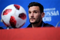 Hugo Lloris longsleeve t-shirt #3461686