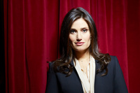 Idina Menzel Longsleeve T-shirt #2376775
