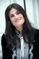 Idina Menzel Longsleeve T-shirt #2464159