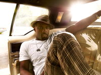 Idris Elba Longsleeve T-shirt #3629623