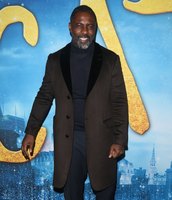 Idris Elba Longsleeve T-shirt #3936074