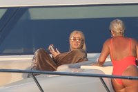 Iggy Azalea Sweatshirt #3292300