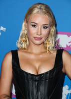 Iggy Azalea longsleeve t-shirt #3758139