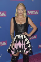 Iggy Azalea longsleeve t-shirt #3758213