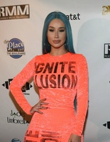 Iggy Azalea longsleeve t-shirt #3879013