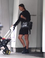 Irina Shayk Longsleeve T-shirt #2811169