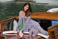 Isabeli Fontana tote bag #G1540945