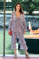 Isabeli Fontana Longsleeve T-shirt #3310748