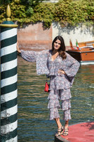 Isabeli Fontana Longsleeve T-shirt #3310786