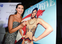 Isabeli Fontana Longsleeve T-shirt #3891043