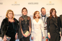 Isabelle Huppert hoodie #2954055