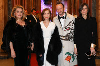 Isabelle Huppert hoodie #2954078