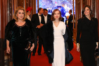 Isabelle Huppert hoodie #2954085