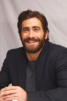 Jake Gyllenhaal Longsleeve T-shirt #2225412