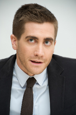 Jake Gyllenhaal tote bag #G562321