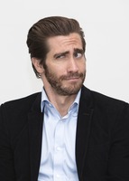 Jake Gyllenhaal Sweatshirt #2430317