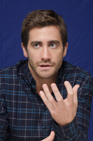 Jake Gyllenhaal t-shirt #2444004