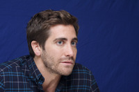 Jake Gyllenhaal Sweatshirt #2444022