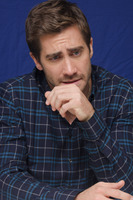 Jake Gyllenhaal Sweatshirt #2444030