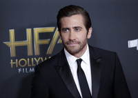 Jake Gyllenhaal Sweatshirt #2894779