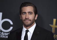 Jake Gyllenhaal Sweatshirt #2894809