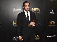 Jake Gyllenhaal Longsleeve T-shirt #2894818