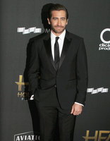 Jake Gyllenhaal Sweatshirt #2894823