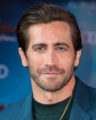 Jake Gyllenhaal tote bag #G2463918