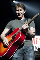 James Blunt longsleeve t-shirt #2869582