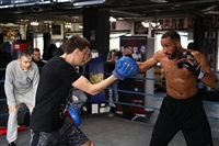 James Degale mug #G1832655