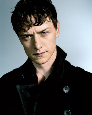 James McAvoy - Photoshoot x38 HQ magic mug #G551628