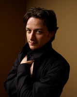 James McAvoy Longsleeve T-shirt #2159819