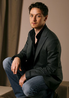 James McAvoy Longsleeve T-shirt #2210338