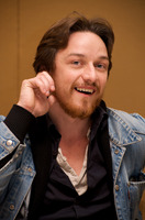 James McAvoy Sweatshirt #2243178