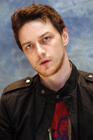 James Mcavoy Longsleeve T-shirt #2401607