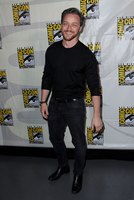 James Mcavoy Sweatshirt #3902451