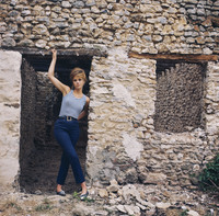 Jane Fonda Longsleeve T-shirt #2106341