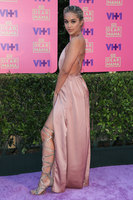 Jasmine Sanders longsleeve t-shirt #2782837