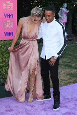 Jasmine Sanders posters