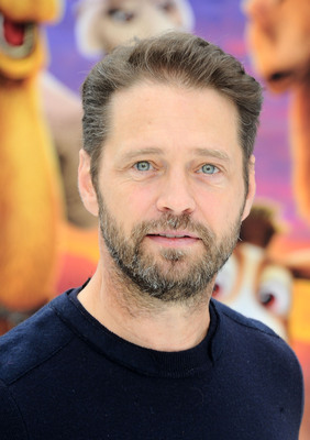 Jason Priestley posters