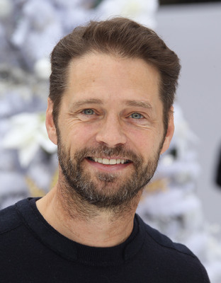 Jason Priestley posters