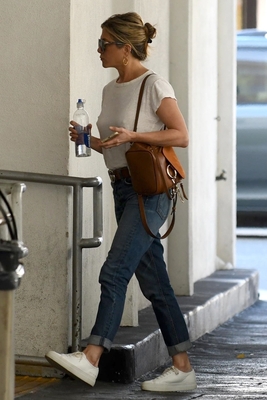 Jennifer Aniston tote bag #G1024917